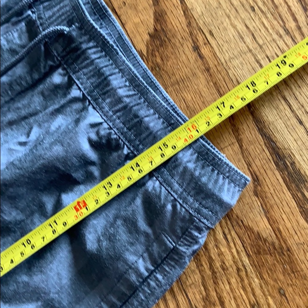 Grey striped swim shorts size medium - Picture 2 of 4